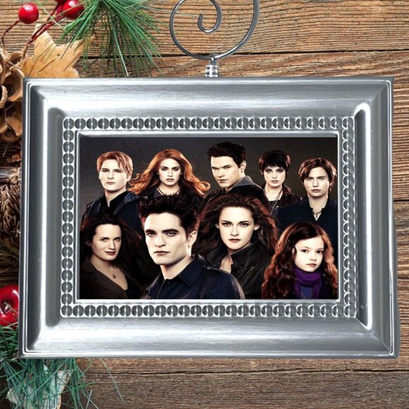 Twilight The Cullen Family Christmas Tree‎ Ornament - Picture 1 of 3